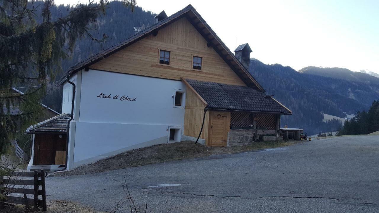 Villa Lüch dl Chessl - Kesslhof San Martino in Badia Exterior foto